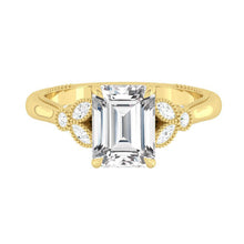 Load image into Gallery viewer, Lucce Stella Emerald Moissanite