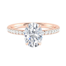 Load image into Gallery viewer, Lucce Lucia Pavé Oval Moissanite