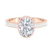Load image into Gallery viewer, Lucce Carla Channel Oval Moissanite
