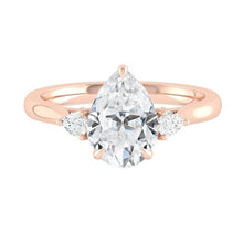 Load image into Gallery viewer, Lucce Sophia Pear Moissanite