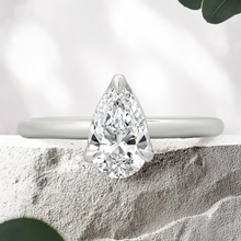 Load image into Gallery viewer, Lucce Lucia Halo Pear Lab Diamond 0.76ct D VVS2 Ex IGI 14K White Gold