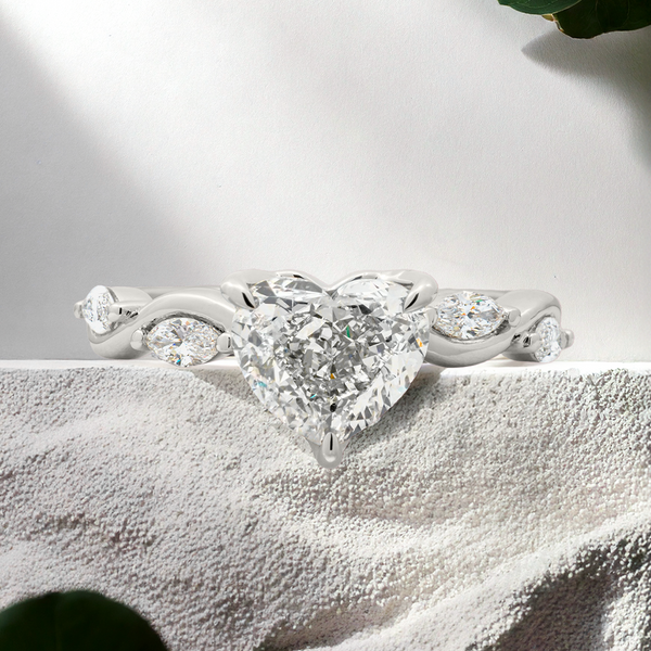 Lucce Constance Heart Lab Diamond 1.06ct D VVS2 Ex IGI Platinum