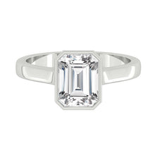 Load image into Gallery viewer, Lucce Carla Emerald Moissanite