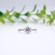 Load image into Gallery viewer, Lucce Miriam Pavé Round Moissanite