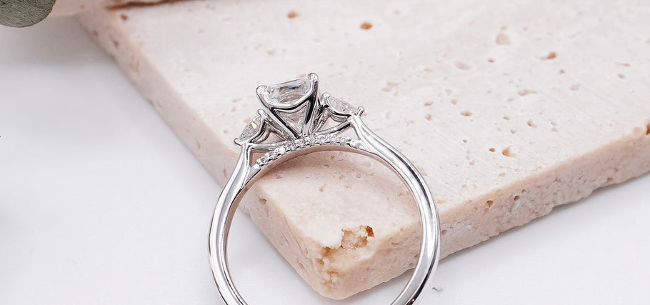 Diamonds & Durability: Why Platinum is the Ideal Setting for your Lab Diamond Engagement Ring in the Philippines