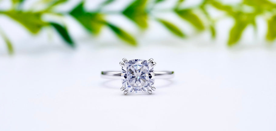 Unveiling the Elegance: How Platinum Engagement Rings Exude Luxury