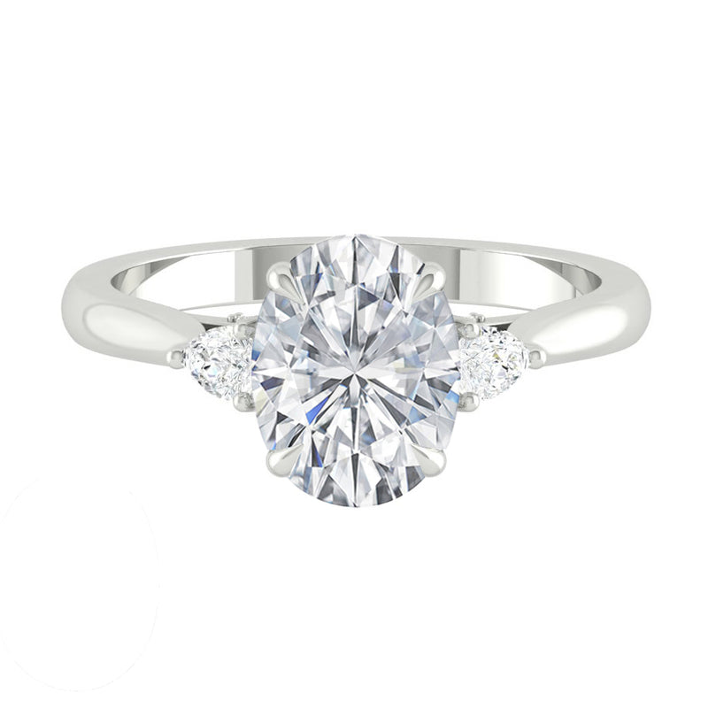 Sophia Oval Moissanite