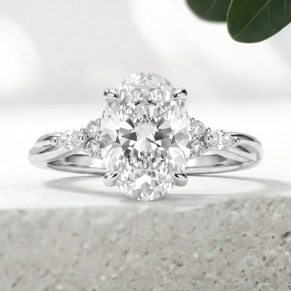 LUCCE ALESSA™ Oval Lab Diamond 1.07ct E VS1 IGI 18K White Gold