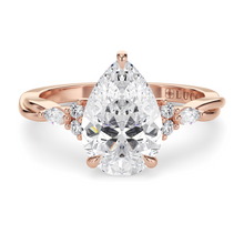 Load image into Gallery viewer, Lucce Alessa Pear Diamond
