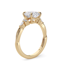 Load image into Gallery viewer, Lucce Alessa Round Diamond
