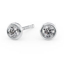Load image into Gallery viewer, LUCCE CARLA™ 4-Petal Earrings Round Lab Diamond 0.50ctw 18K White Gold

