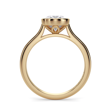 Load image into Gallery viewer, Lucce Carla Oval Diamond
