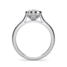 Load image into Gallery viewer, Lucce Carla Pavé Oval Moissanite
