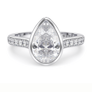 LUCCE CARLA™ Pavé Pear Diamond