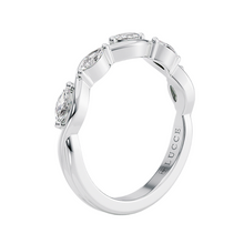 Load image into Gallery viewer, Lucce Constance Infini Diamond
