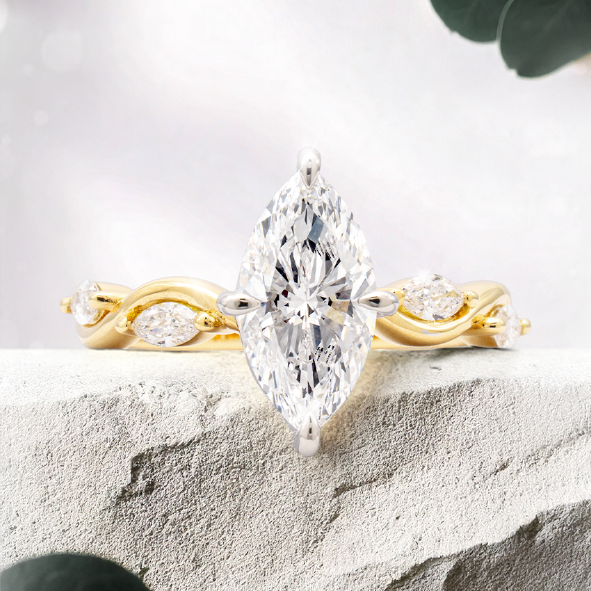 Load image into Gallery viewer, LUCCE CONSTANCE™ Marquise Lab Diamond 1.52ct E VVS2 IGI 18K Yellow Gold and Platinum Prongs

