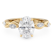 LUCCE CONSTANCE™ Petal Oval 4-Prong Diamond