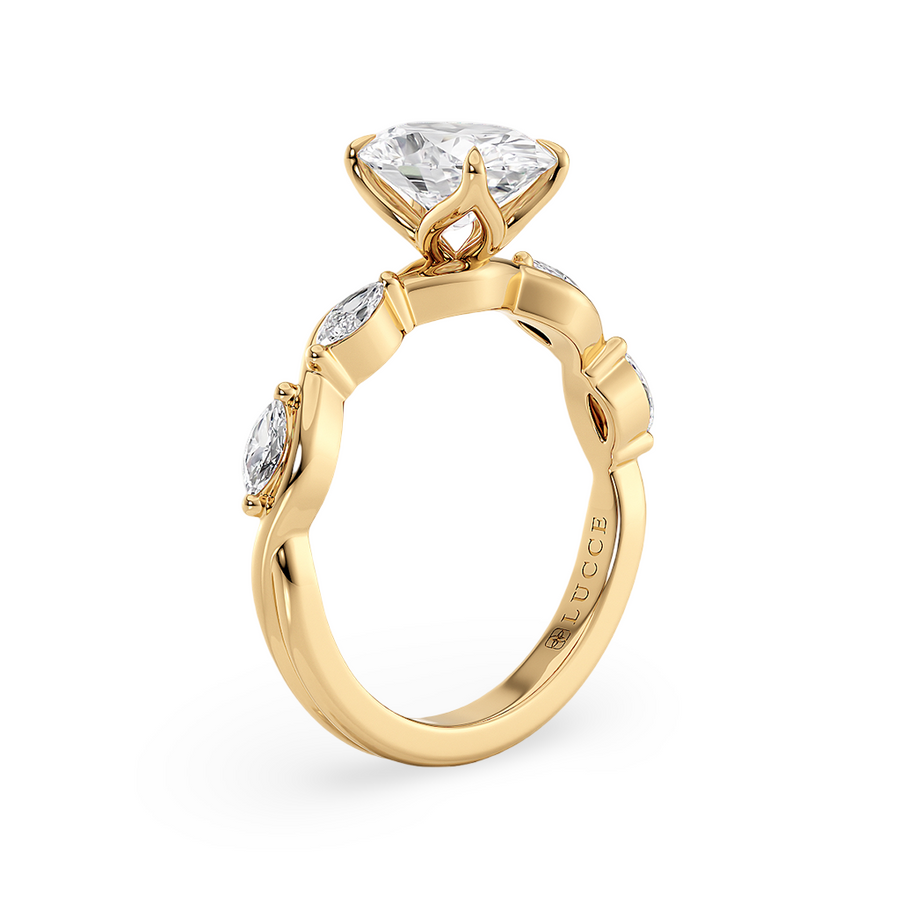 Load image into Gallery viewer, LUCCE CONSTANCE™ Petal Oval 4-Prong Diamond
