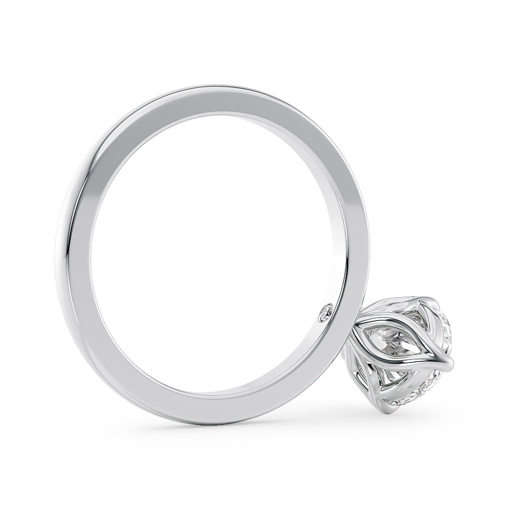 Load image into Gallery viewer, LUCCE  Oval cut Solitaire Diamond Ring with Petal Prongs Hight Setting Engagement Ring in Gold or Platinum 
