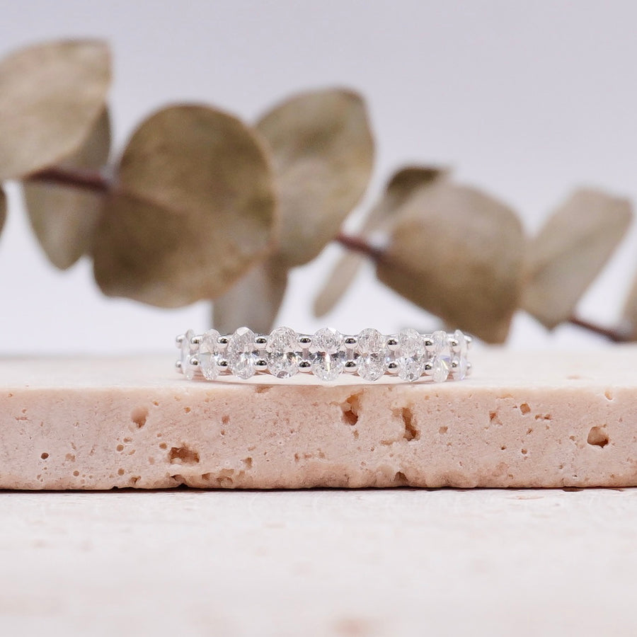 Load image into Gallery viewer, LUCCE RIVERA™ 9-Stone Oval Diamond
