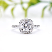 Load image into Gallery viewer, Montevalle Pavé Cushion Moissanite
