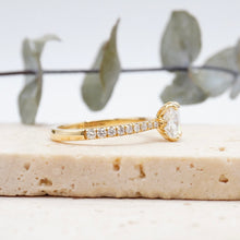 Load image into Gallery viewer, Azalea Pavé Radiant Moissanite
