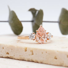 Load image into Gallery viewer, Siena Pear Rosé Lab Diamond 1.02ct FIP VS1 Ex IGI 18K Rose Gold
