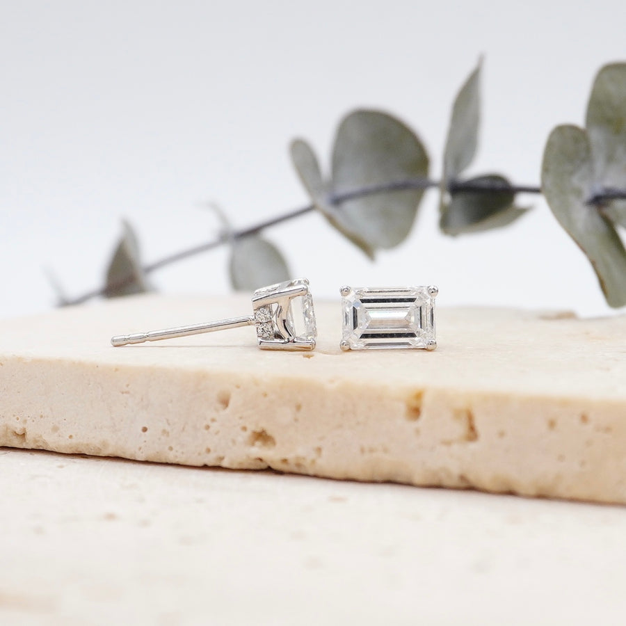 Load image into Gallery viewer, LUCCE KAELA™ Earrings Emerald Diamond

