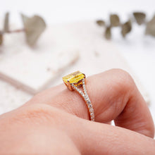 Load image into Gallery viewer, Lara Sunburst Radiant Lab Diamond 1.46ct Fancy Vivid Yellow VVS2 18K Yellow Gold
