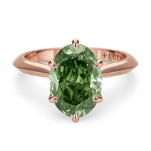Load image into Gallery viewer, LUCCE ECUADORIAN™ Oval VERDANT™ Green Diamond
