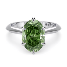 Load image into Gallery viewer, LUCCE ECUADORIAN™ Oval VERDANT™ Green Diamond
