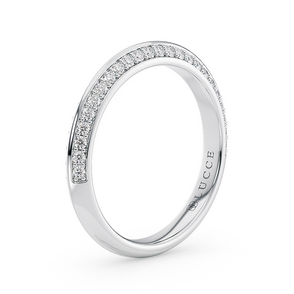 LUCCE ECUADORIAN™ Pavé Band Diamond