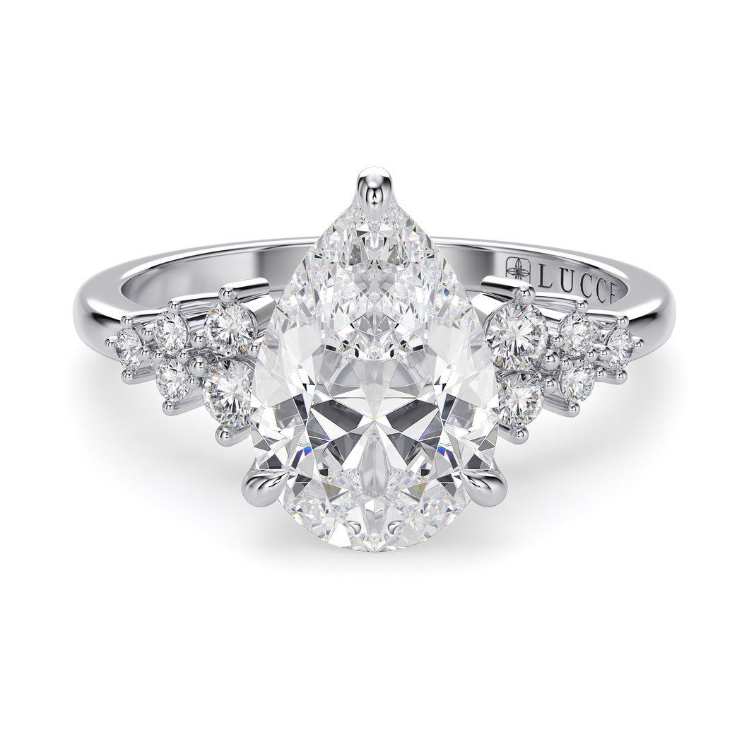 Lucce Ellia Pear Diamond