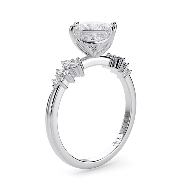 Lucce Ellia Princess Moissanite