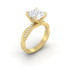 Load image into Gallery viewer, Fiore Princess Moissanite
