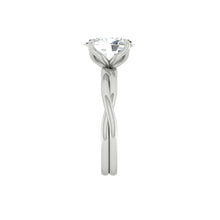 Load image into Gallery viewer, Fiore Solitaire Oval Diamond
