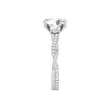 Load image into Gallery viewer, Fiore Trio Oval Moissanite
