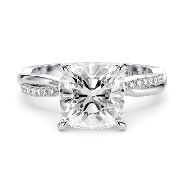 Lucce Fiore Cushion Moissanite