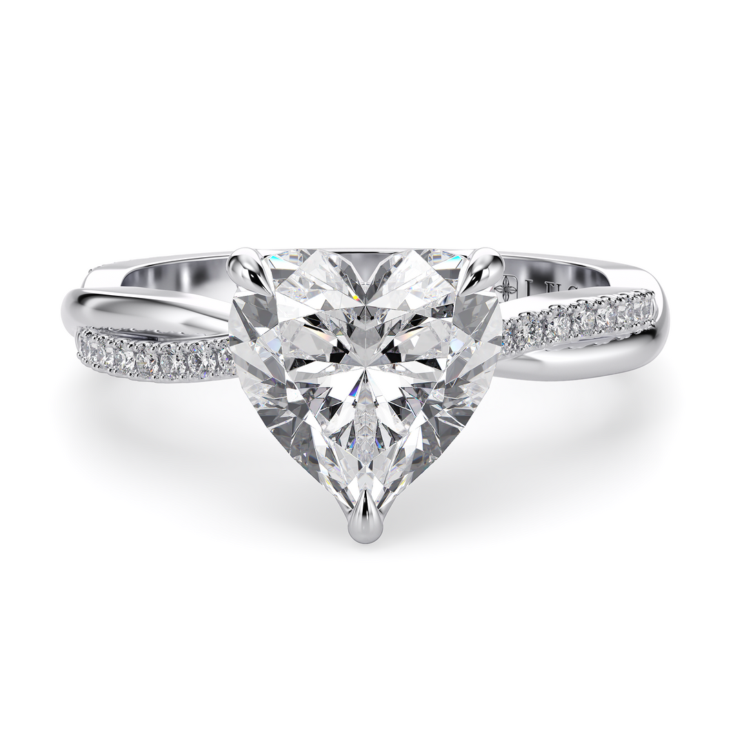 Lucce Fiore Heart Moissanite