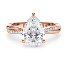 Load image into Gallery viewer, Lucce Fiore Pear Moissanite
