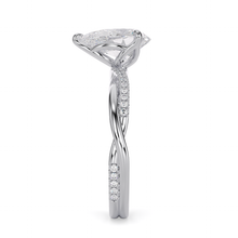 Load image into Gallery viewer, Lucce Fiore Pear Moissanite
