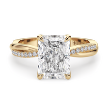 Load image into Gallery viewer, Lucce Fiore Radiant Diamond
