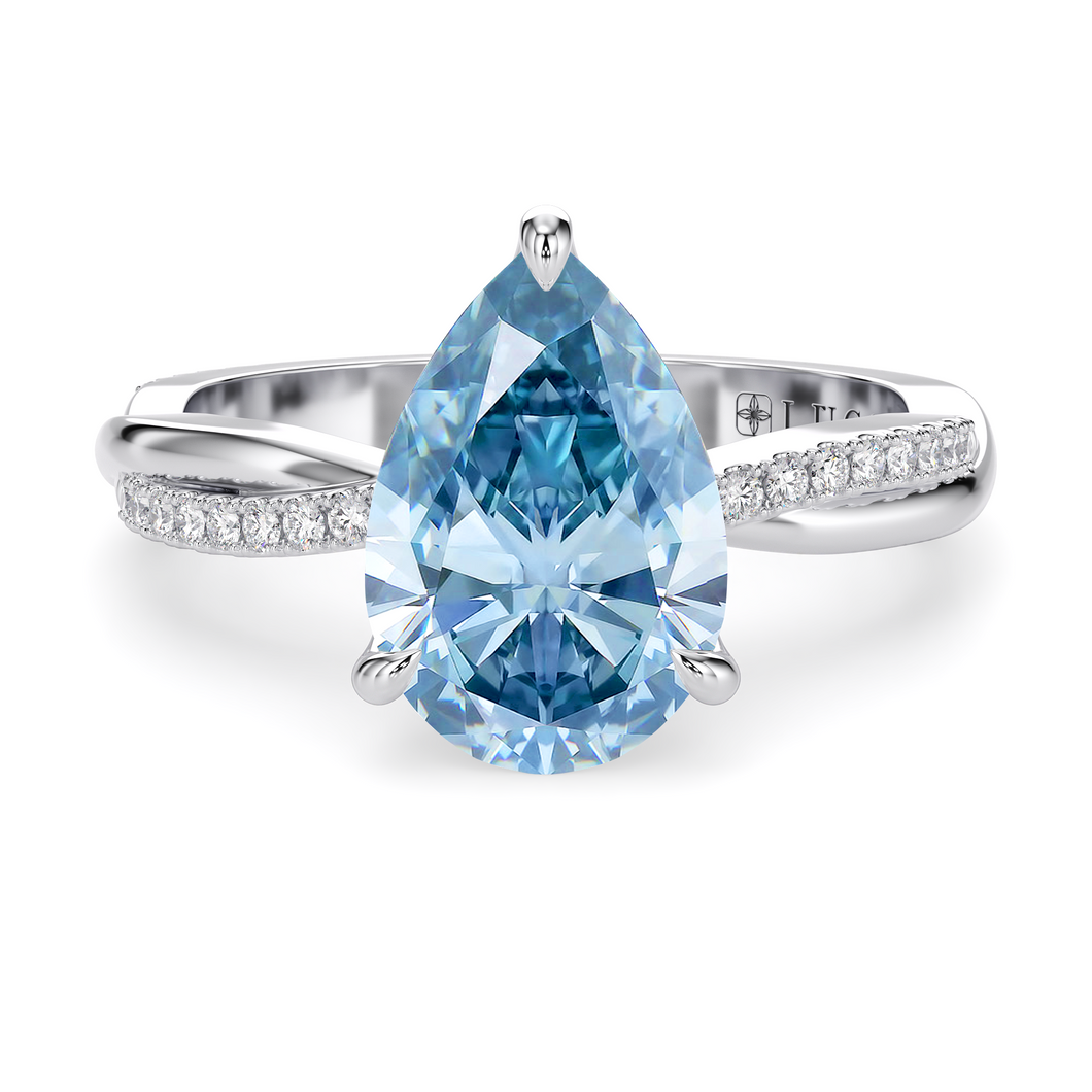 Lucce Fiore Pear Ocean Blue Diamond