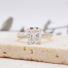 Load image into Gallery viewer, Fiore Cushion Lab Diamond 2.04ct D VVS2 Ex IGI 18K White Gold/18K Yellow Gold
