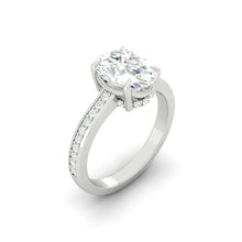 Load image into Gallery viewer, Kaela Pavé Oval Moissanite
