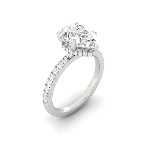 Lucce Verona Pave Pear Moissanite