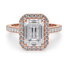 Load image into Gallery viewer, Lucce Montevalle Emerald Moissanite
