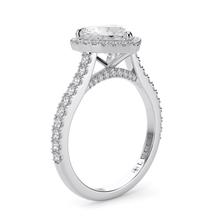 Load image into Gallery viewer, Lucce Montevalle Heart Moissanite
