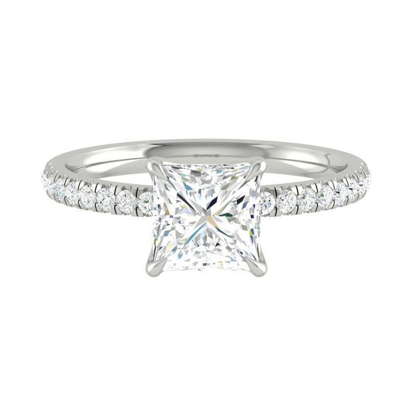 Lucia Pavé Princess Moissanite