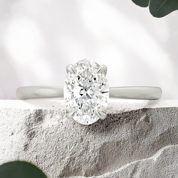 LUCCE AZALEA™ 4-Prong Oval Lab Diamond 1.02ct E VVS2 IGI 14K White Gold